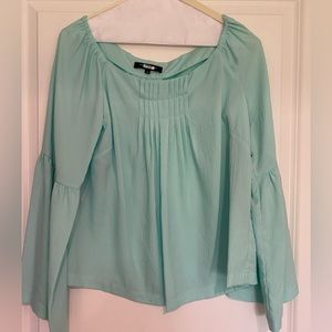 Nanette Lepore light green bell sleeve blouse size 6